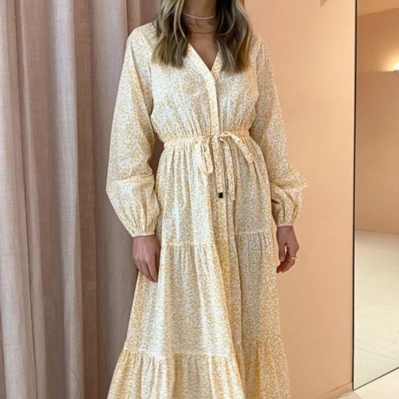 Nicola Waltz Maxi Dress in Peach Floral - Picture 4 of 5